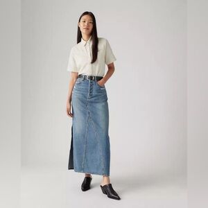 NWOT Levi's® Premium LONG ICON SKIRT Light Wash Blue Denim Women’s Jean Skirt.